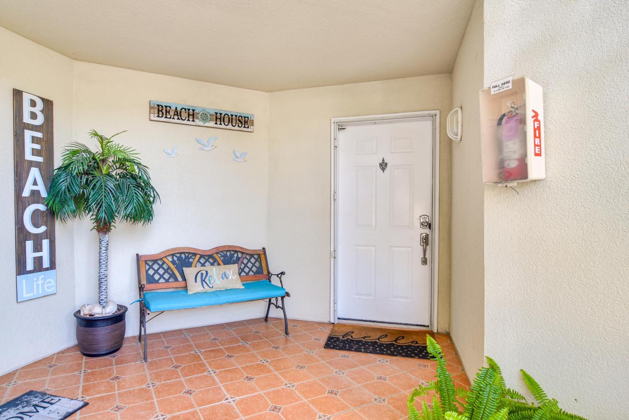 Modern Isla Del Sol Condo Walk To St Pete Beach! St. Petersburg Exterior photo